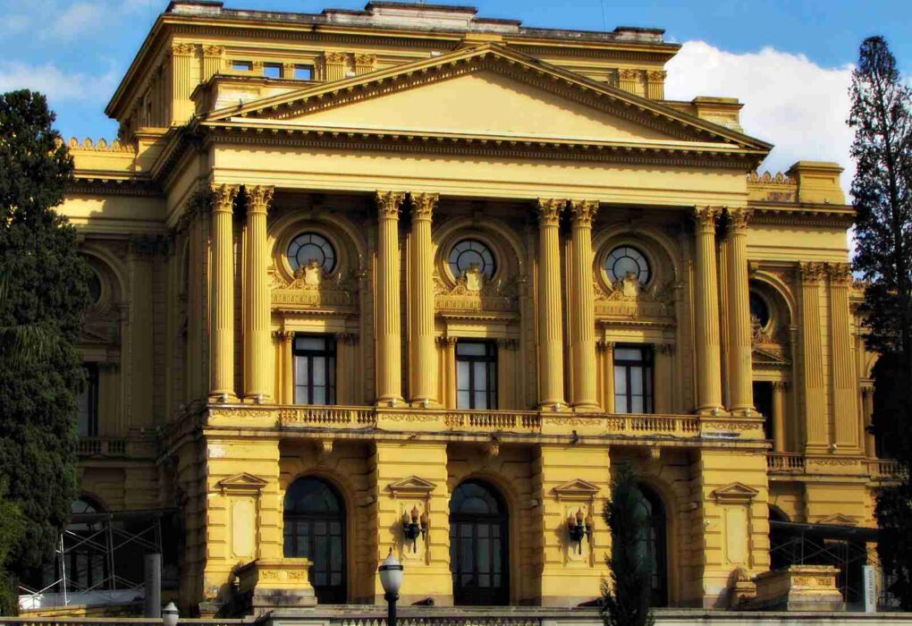 museu do ipiranga visto de frente