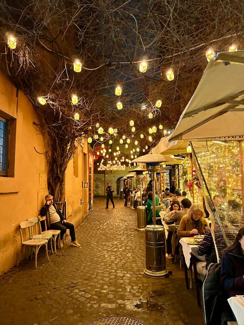 Lucas Ximenes em Roma